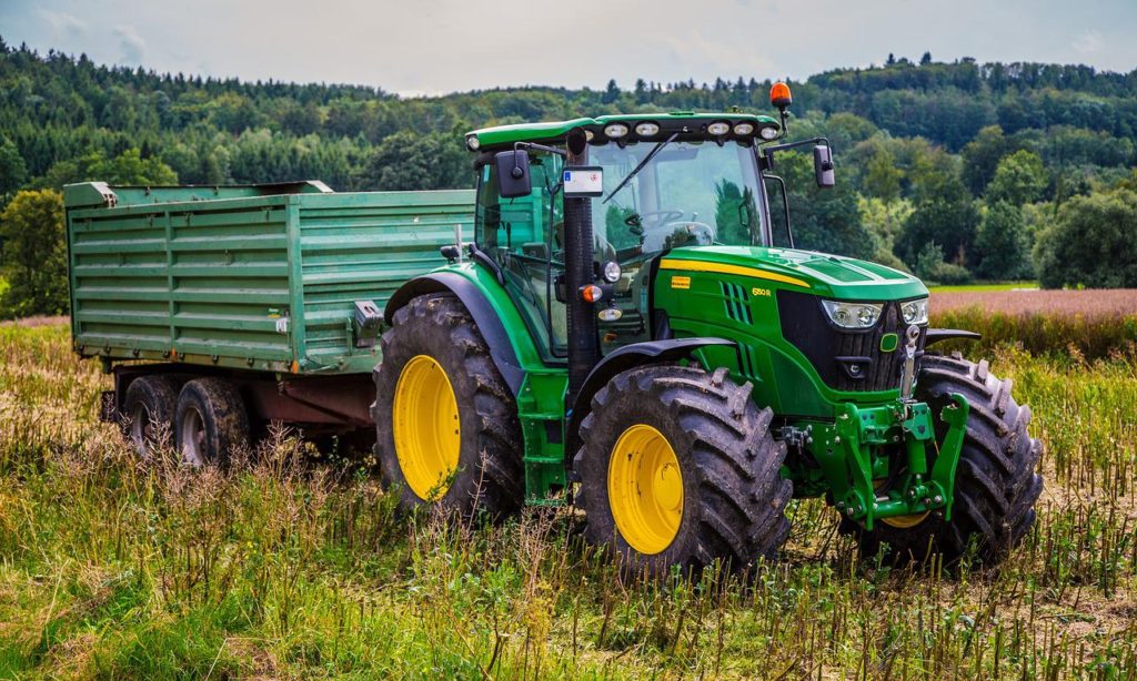 tractor, agricultural machine, agriculture-2633099.jpg